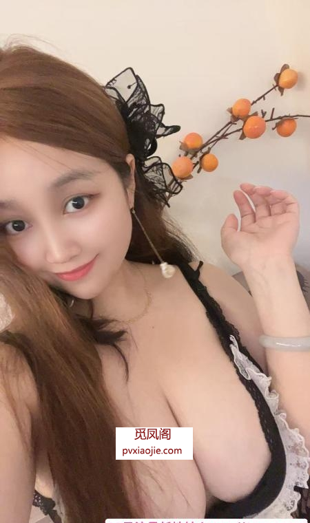 童颜巨乳御姐允儿