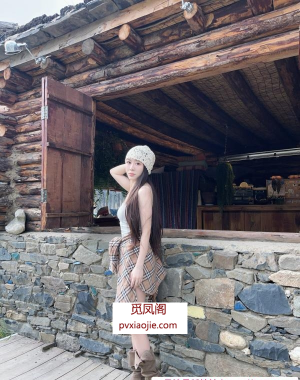 肤白高挑长腿颜值妹子