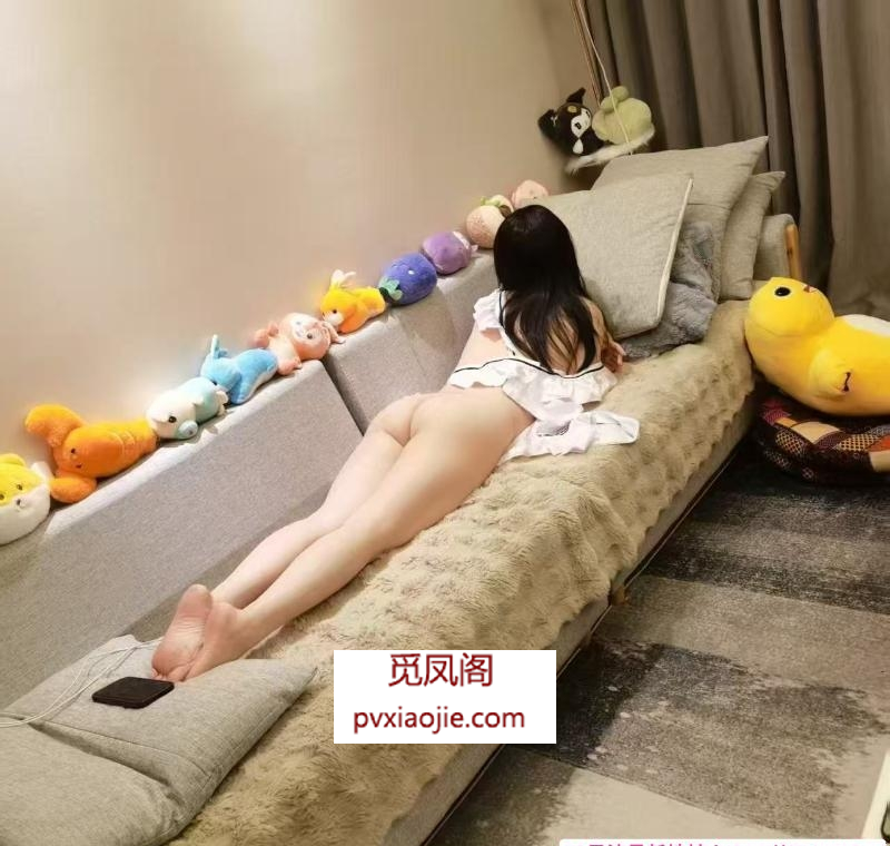 三点粉颜值身材天花板