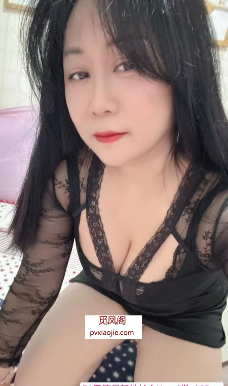 妩媚大胸萝莉少妇