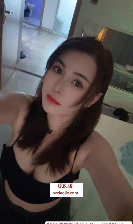 圆区服务系肉感少妇